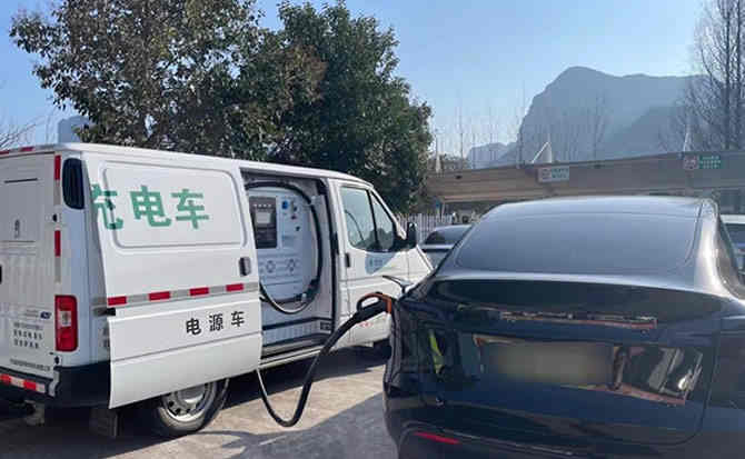 柯坪汽车搭电